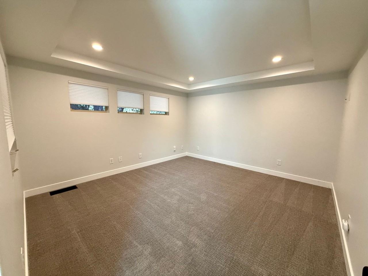 1162 Nw Hillside Park Dr - Photo 4 of 46