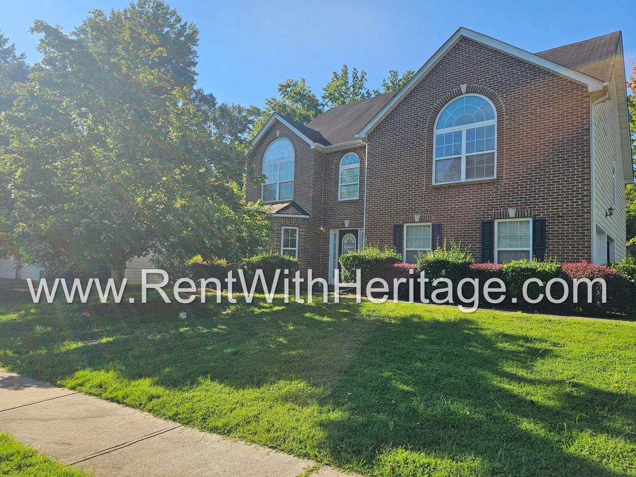 61 Briandwood Dr - Photo 4 of 50