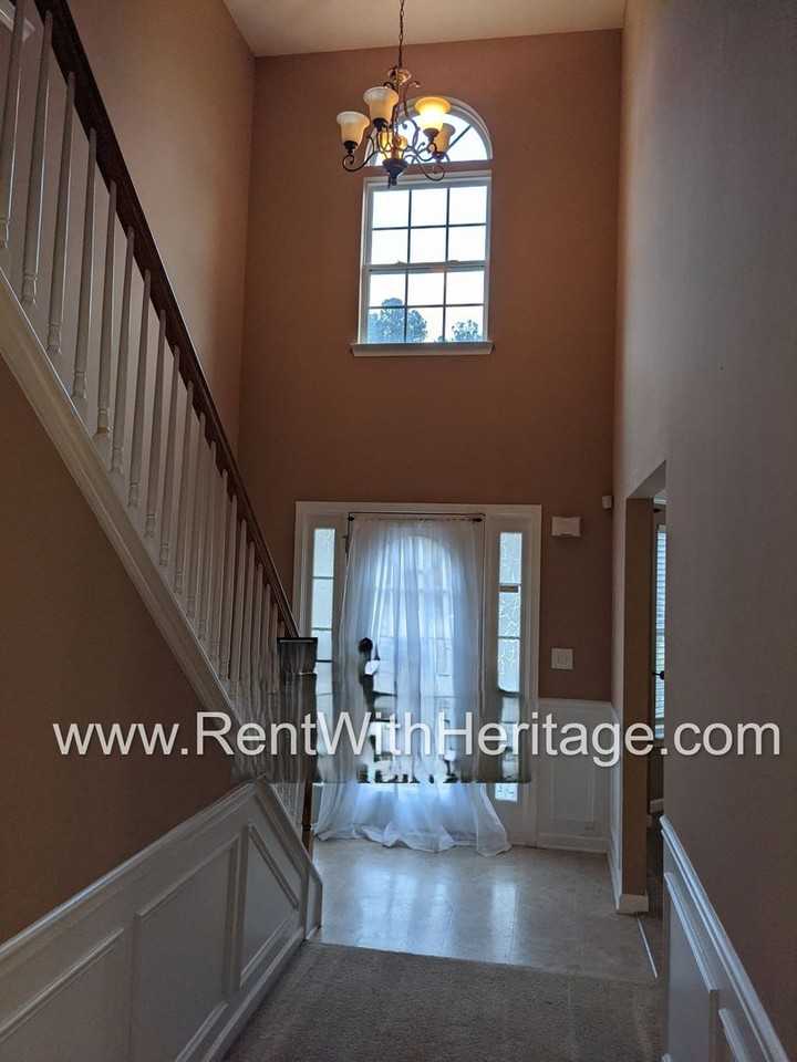 61 Briandwood Dr - Photo 6 of 50