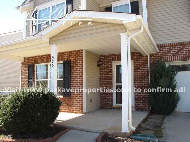 925 Bent Branch St - Photo 2 of 19