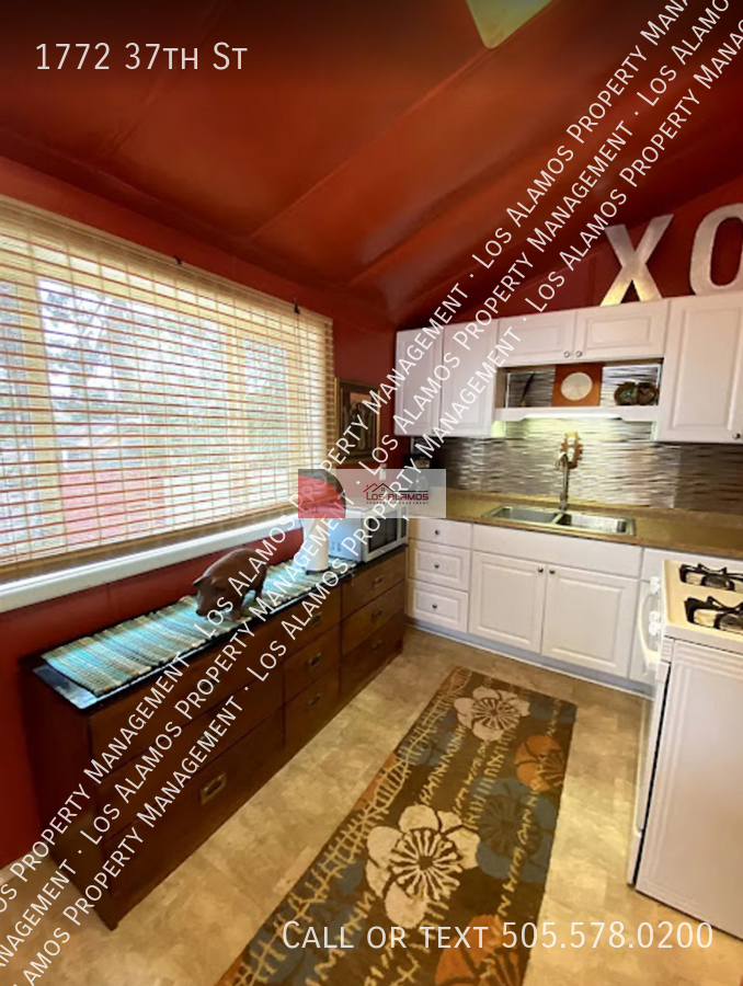 1772 37th St - Photo 3 of 16