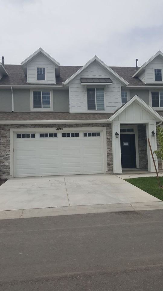 331 S 675 W - Photo 2 of 26