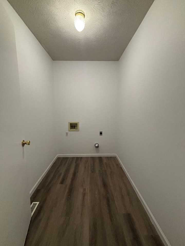 3120 S Manley Ave - Photo 7 of 18