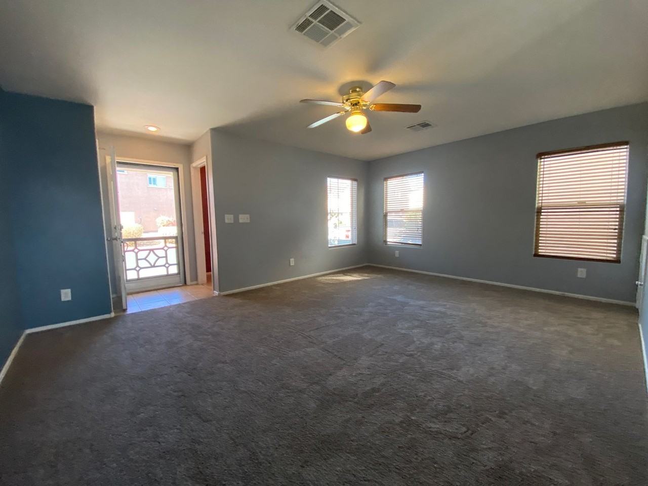 668 Magrath Street - Photo 2 of 23