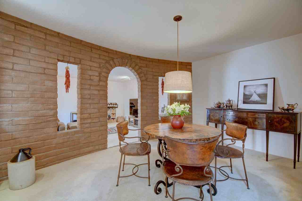 3112 Camino De La Sierra Ne - Photo 6 of 27