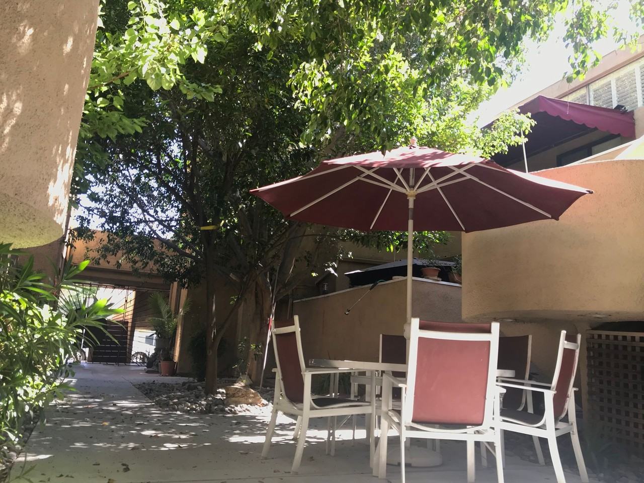 Moorpark Apartments - Photo 2 of 3