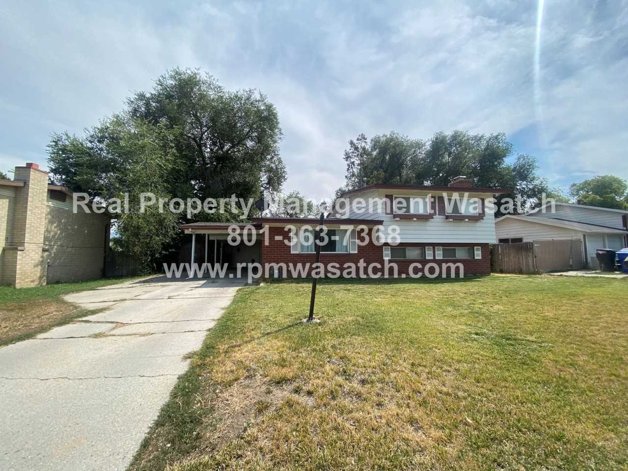 1605 W Manzanita Dr - Photo 2 of 25