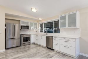 featured image of 7018 Southwest Montauk Circle