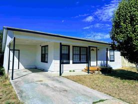 408 1/2 W Avenue F - Photo 1 of 1