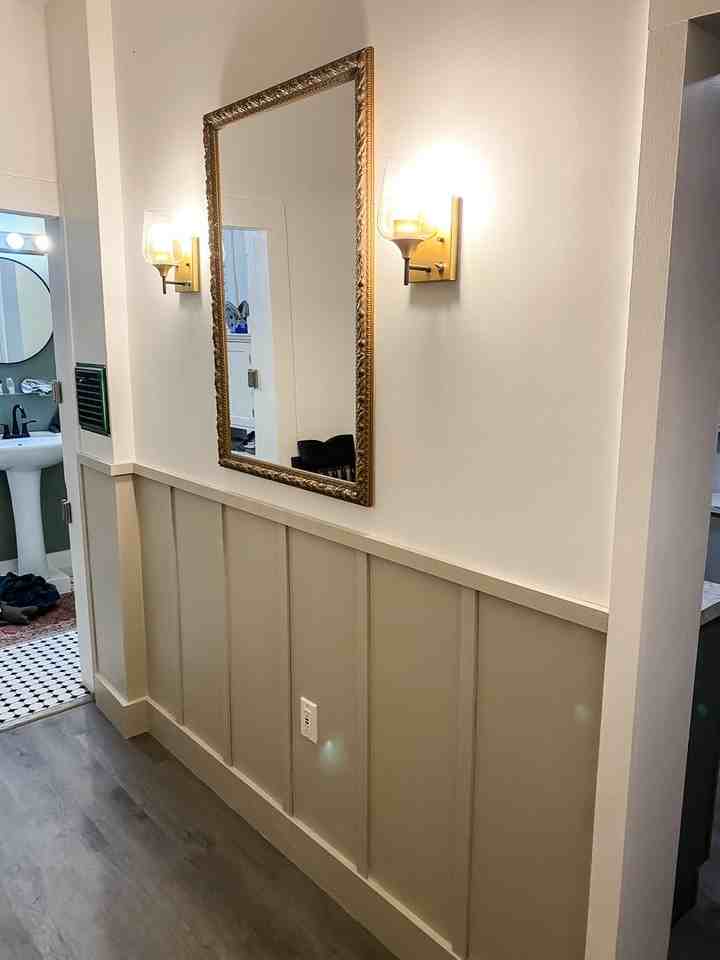 215 Center St - Photo 7 of 17