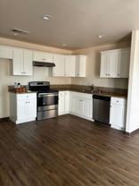 176 - 2009 OWENS ST - Photo 1 of 1