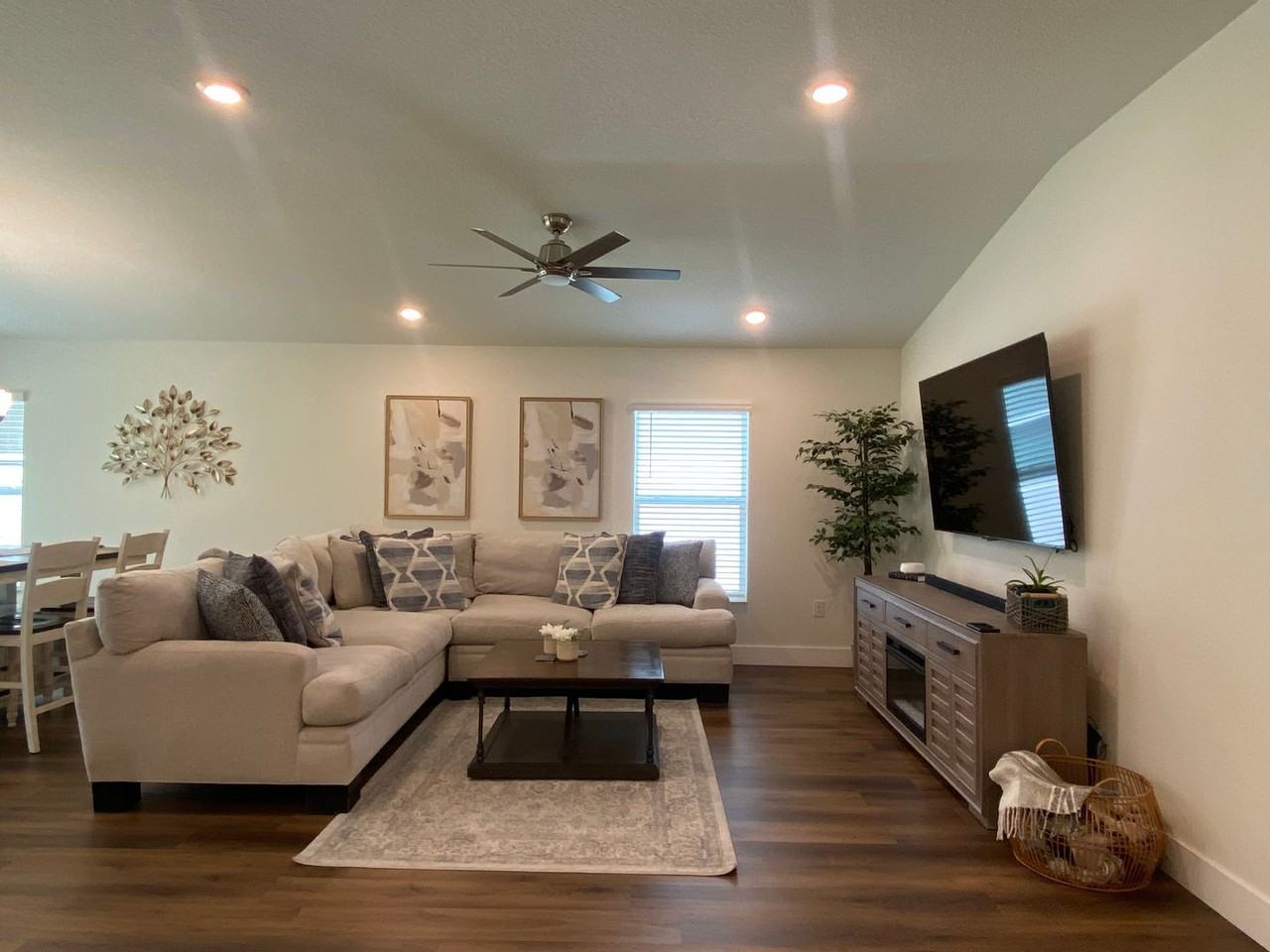 16324 Winding Preserve Cir - Photo 4 of 27
