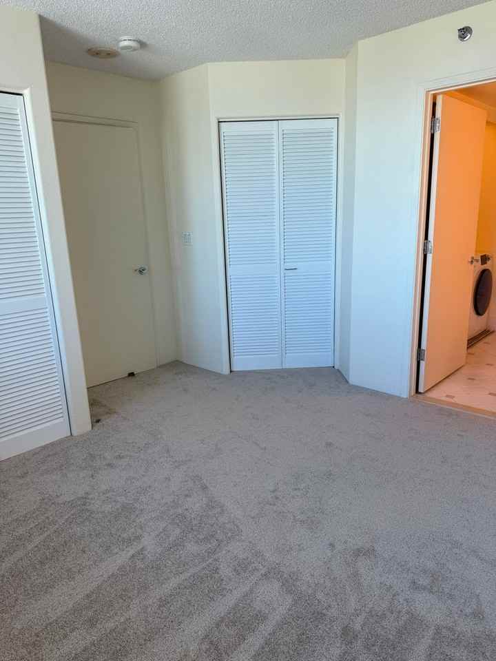 801 South King Street #3406 - Photo 7 of 11