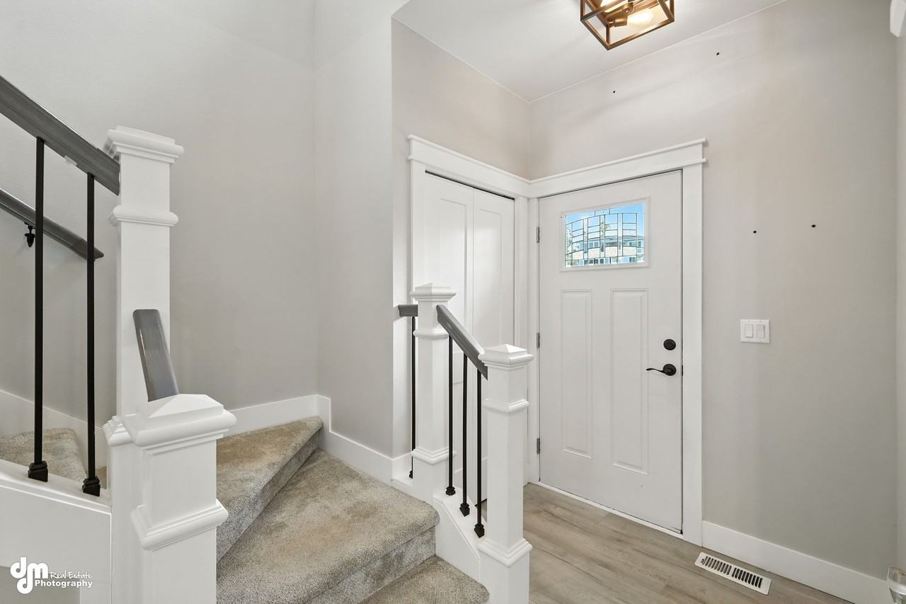 3452 West Charlies Ridge Drive - Photo 2 of 50