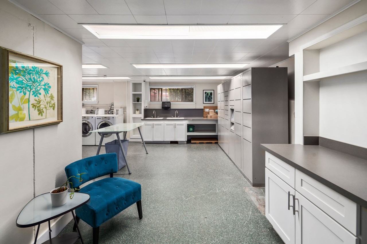 Charbern Apartments - Photo 2 of 33