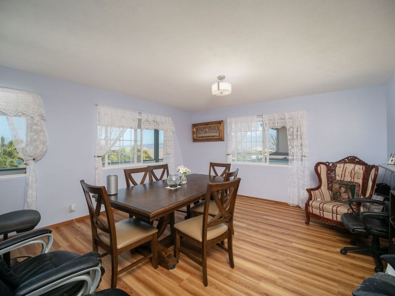 1379 Owaka St - Photo 6 of 39