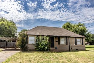 411 N 6th St - Photo 1 of 1