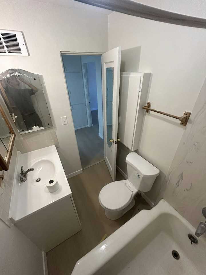 400 West 13th Street, Unit 1 - Photo 3 of 15