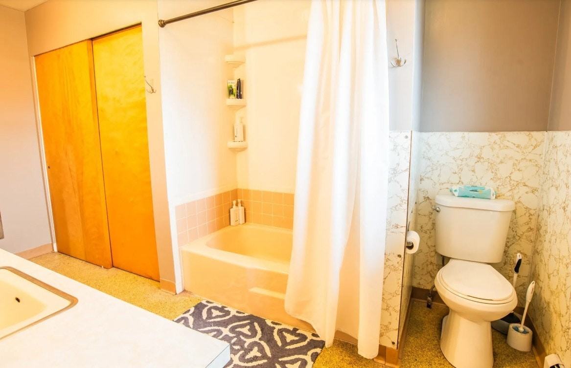 4011 Sunrose Dr - Photo 3 of 7