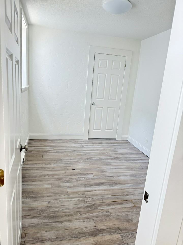 48 Friend Street, Unit Bakery - Photo 4 of 7