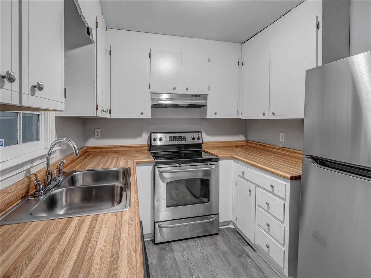 5200 Forsyth Road - Photo 5 of 17