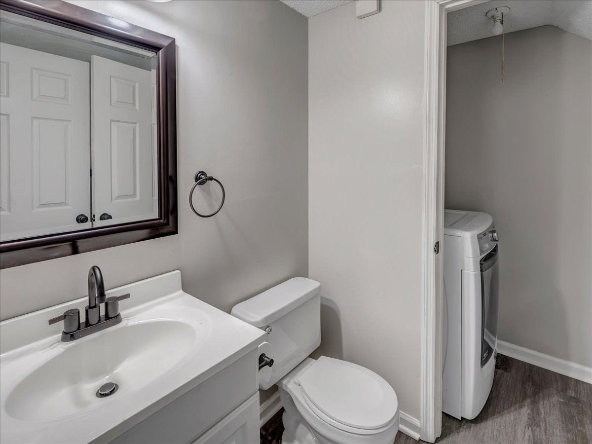 5200 Forsyth Road - Photo 7 of 17