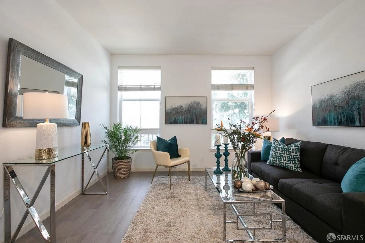 821 Folsom St, Unit 209 - Photo 4 of 38