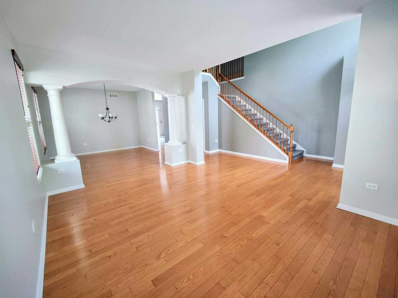 793 Barclay Drive - Photo 3 of 18