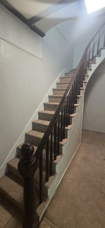 518 N B St - Photo 3 of 12