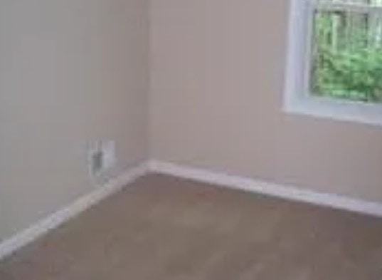 325 Bucknell Circle - Photo 2 of 9