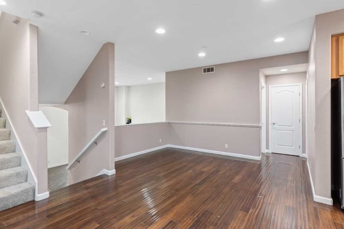 2801 Lavender Terrace, Unit 1 - Photo 3 of 10