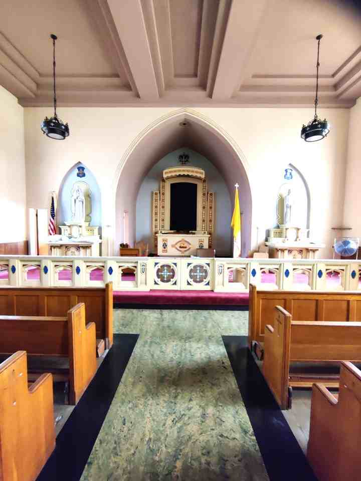 1515 / 2026 North 3372nd Road - Photo 3 of 32