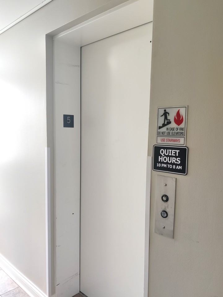 1515 / 2026 North 3372nd Road - Photo 6 of 32