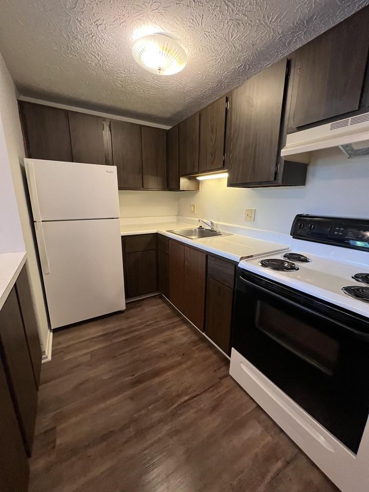 4008 West Erie Avenue - Photo 3 of 14