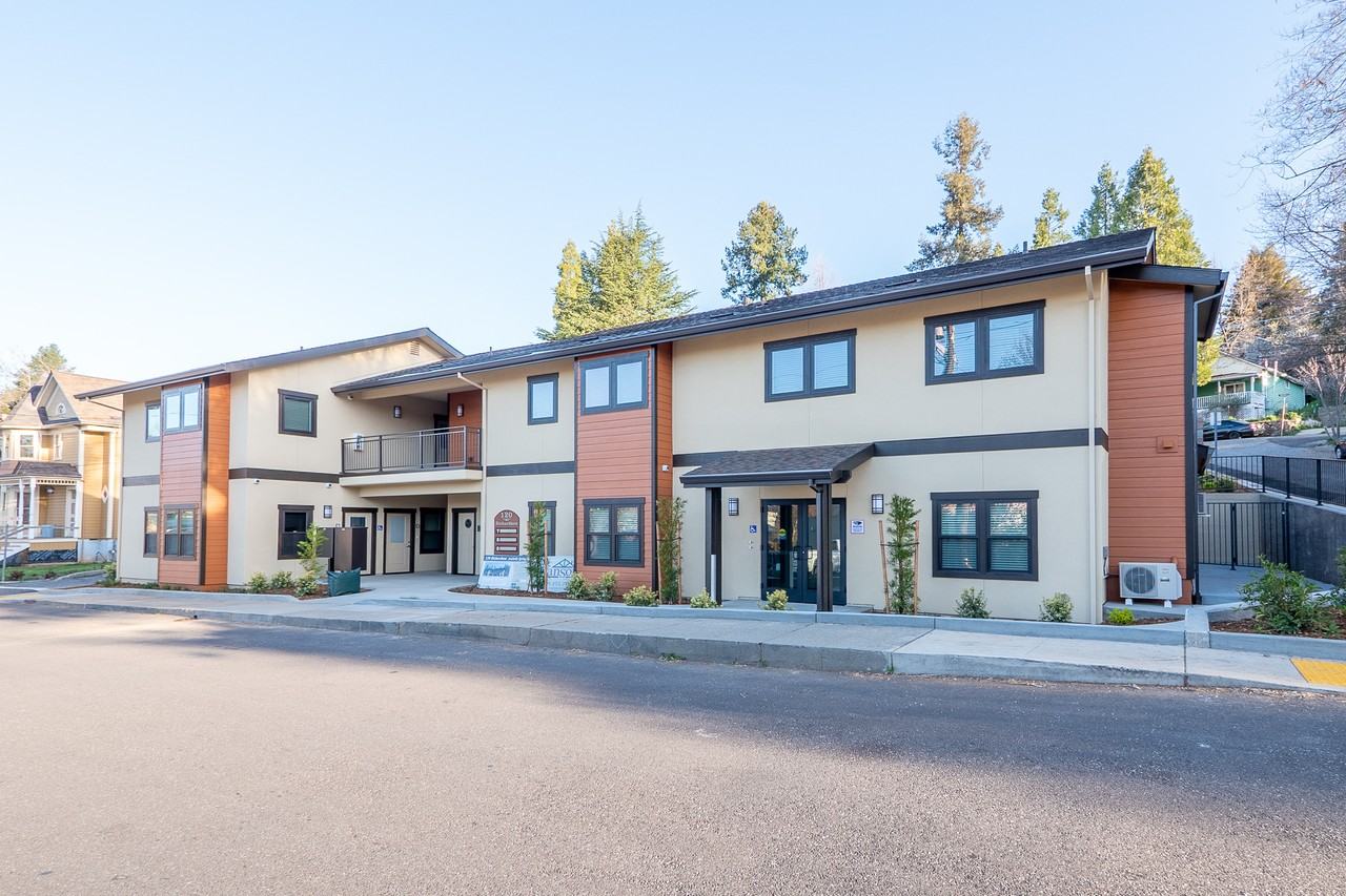 120 Richardson Street - Photo 2 of 14