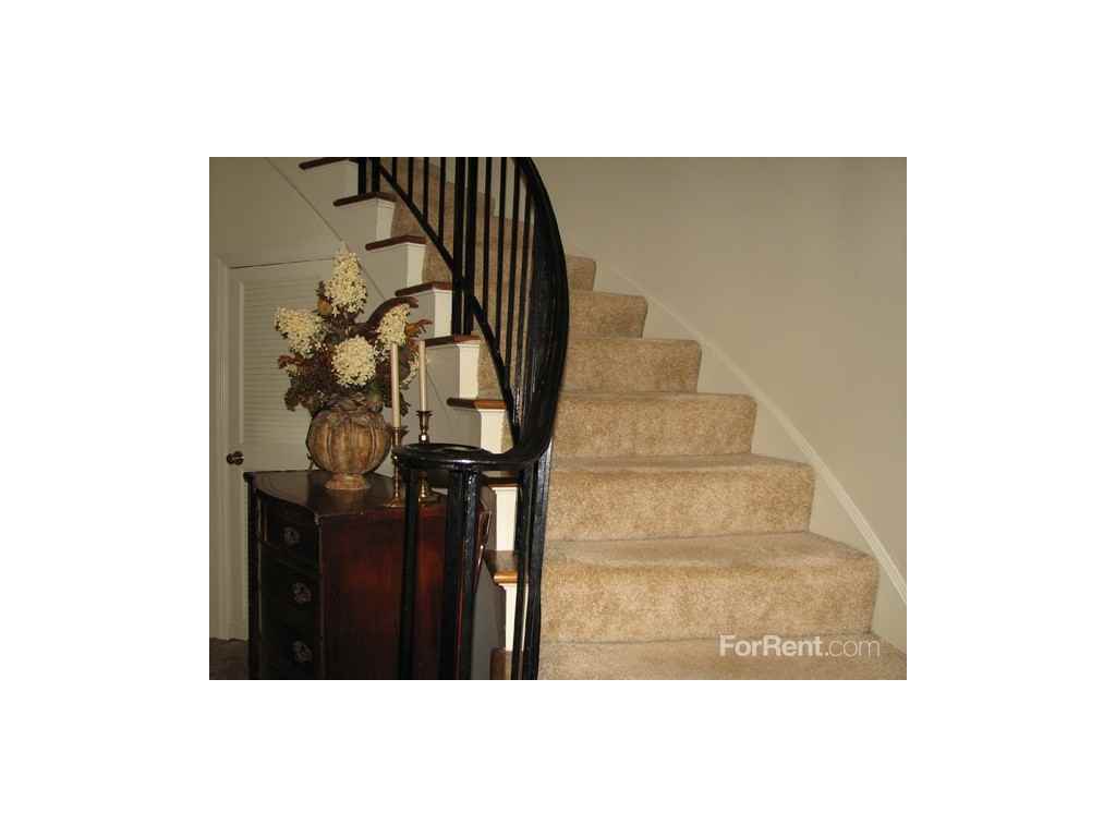 River Oaks Townhomes - Photo 3 of 20