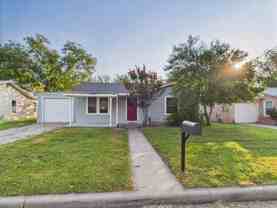 306 W Burbank St - Photo 1 of 1