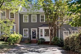 1427 Old Virginia Ct Se - Photo 1 of 1