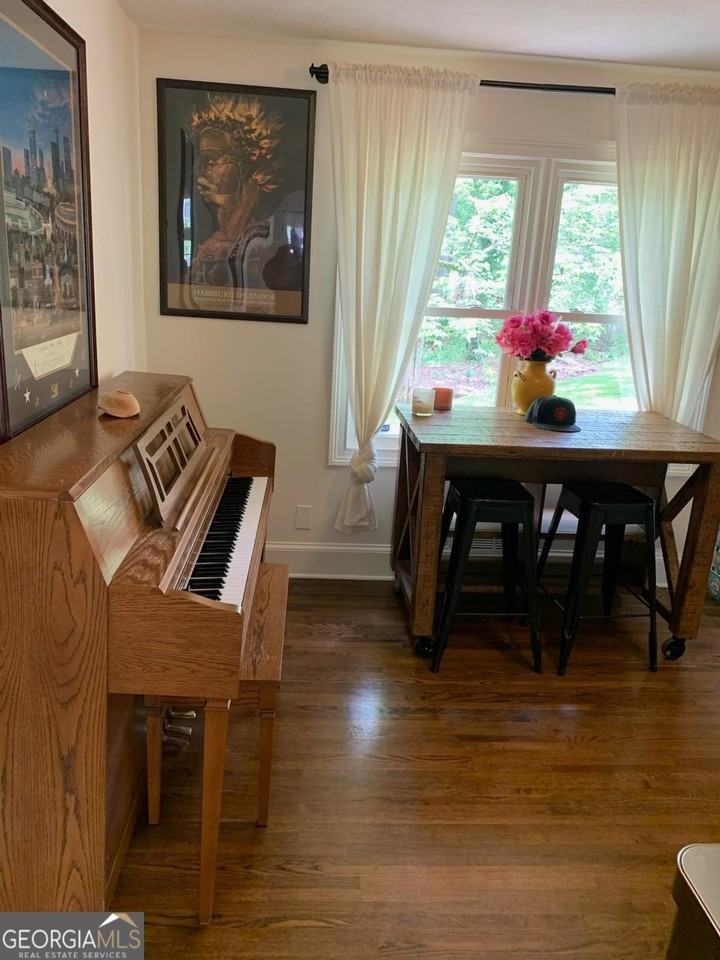 140 Timberland Street - Photo 5 of 15