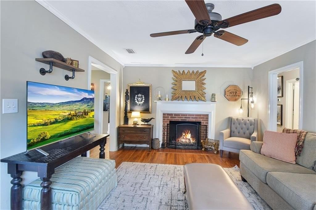 618 Union St - Photo 7 of 16