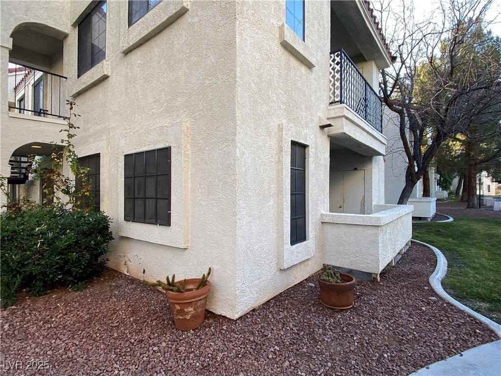 4872 Nara Vista Way #104 - Photo 2 of 17