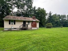 207 Airport Rd - Photo 1 of 1