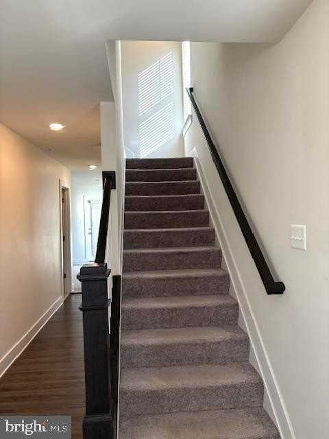 1 Taube Ct - Photo 6 of 36