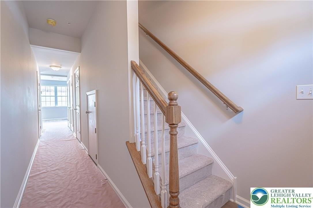 746 Blue Heron Dr - Photo 5 of 17