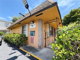 6032 Sw 27th St #3 - Photo 1 of 1
