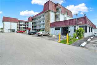 1335 W 68th St #207 - Photo 1 of 1