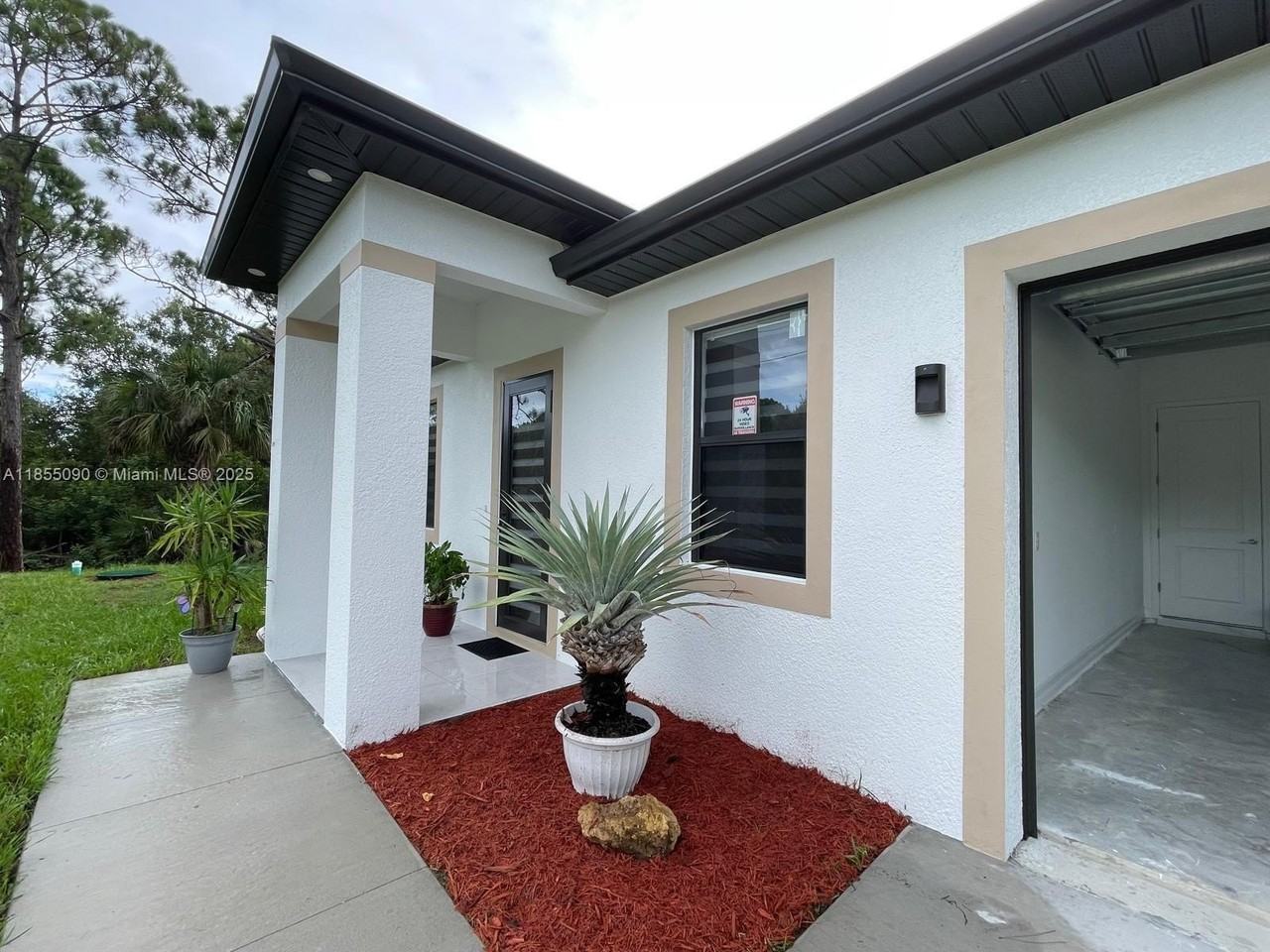 425 Majors Ave S #0 - Photo 2 of 12