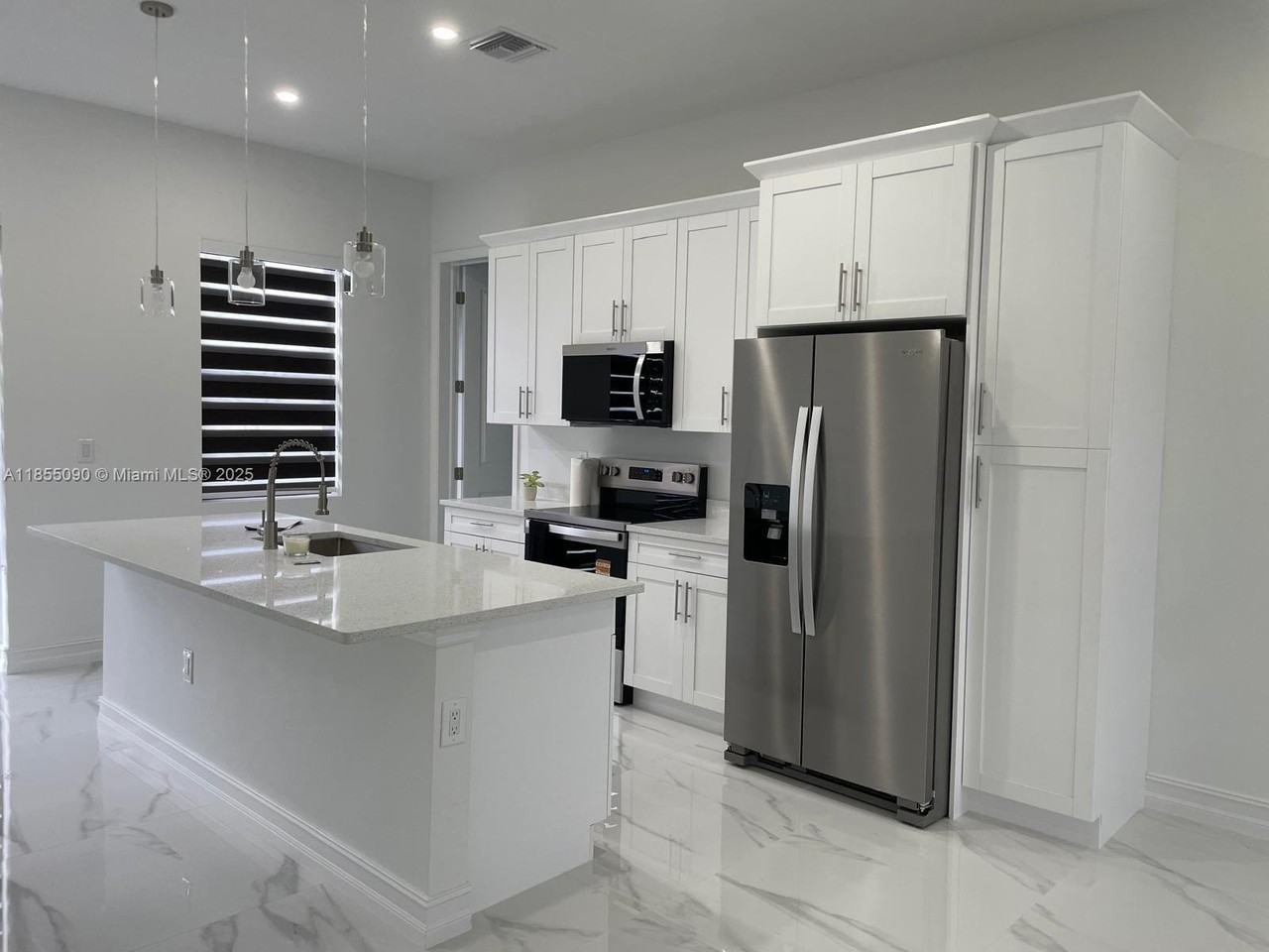 425 Majors Ave S #0 - Photo 5 of 12