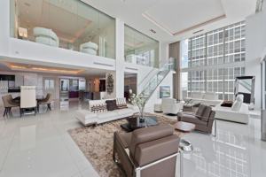 featured image of 1040 Biscayne Blvd #4403