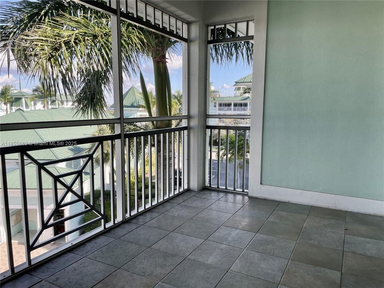 5119 Melbourne St #C304 - Photo 2 of 46